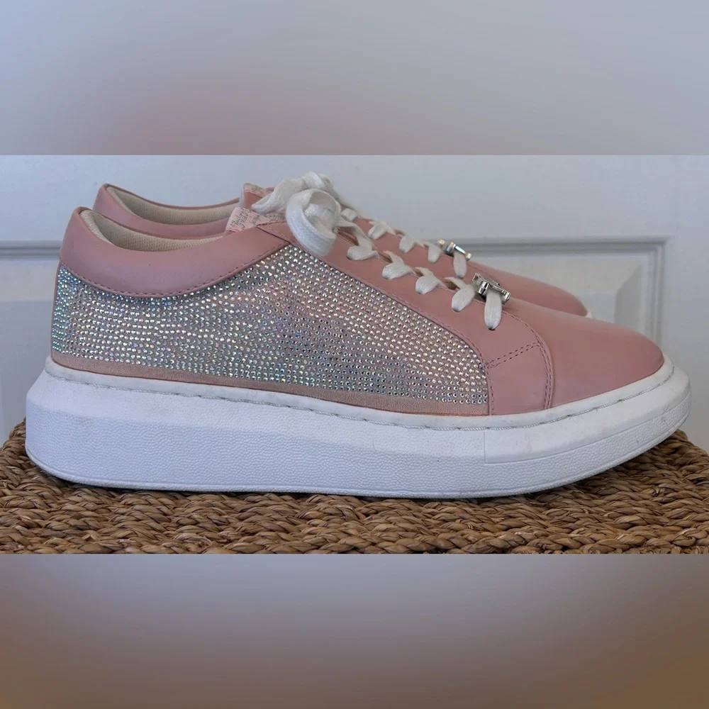 Juicy Couture‎ Pink Blingy Chunky Sole Sneaker with Logo Charm Size 9